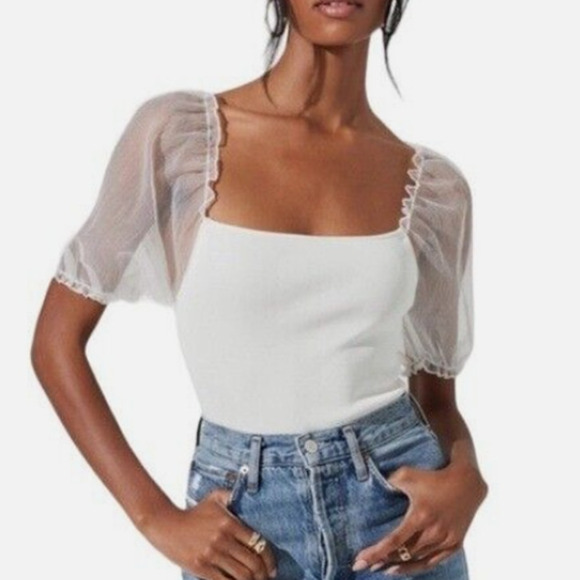 Astr the Label Ivory Sheer Puff Sleeve Bodysuit S Parisian French Girl Basic NWT - Picture 9 of 12